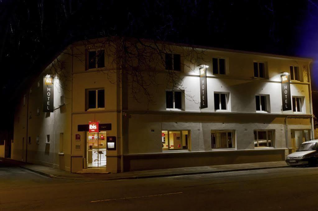 Hotel Ibis Cognac Centre Екстериор снимка